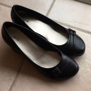 Like new Slip on wedge shoes